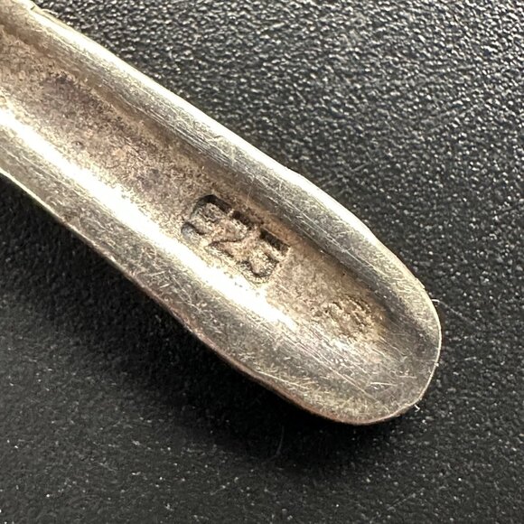 Vintage Sterling Silver Marcasite Knot Cross Pendant 925 One Missing Stone - Picture 4 of 7